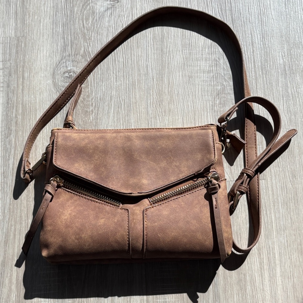 Classic Everyday Brown Crossbody Bag